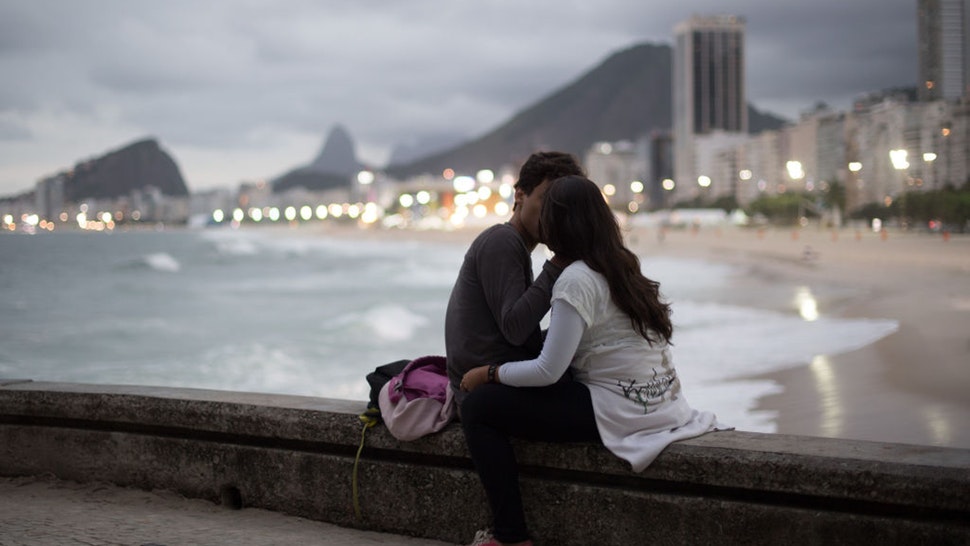  El gobierno de Brasil defiende el retorno a la tradición: la abstinencia sexual antes del matrimonio