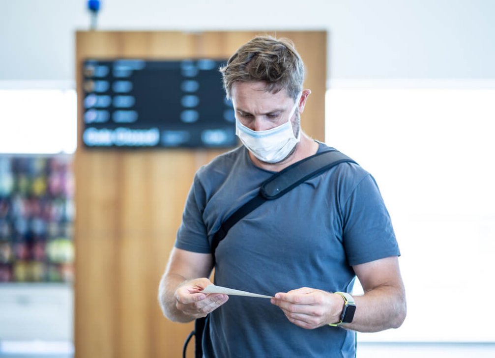 Uored Efectos de la pandemia El dilema del “pasaporte COVID”: ¿una solución o ...