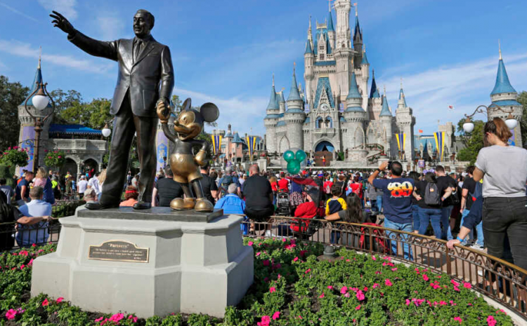  Cristianos protestarán contra Disney frente a la sede de la empresa en California